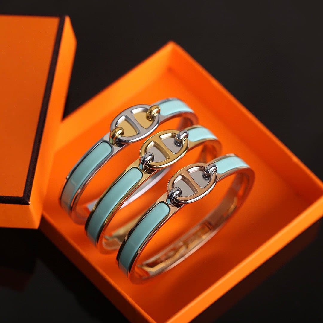Hermès Pig Nose Bracelet Share 7