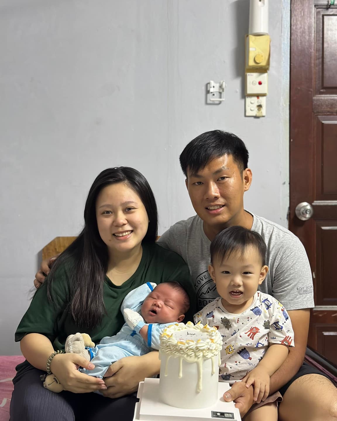 Happy birthday, hubby, family photo!