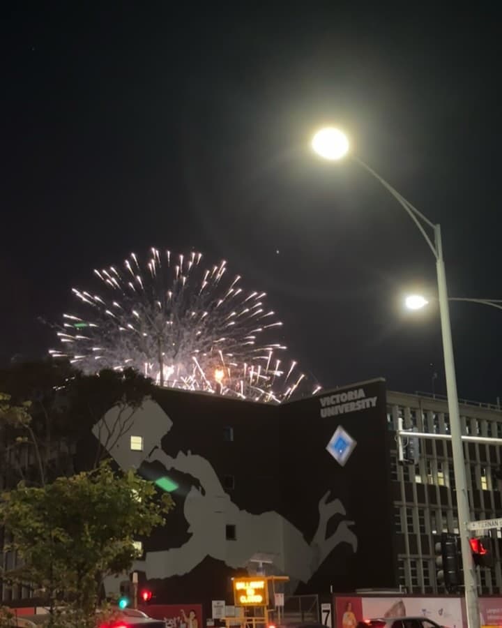 Hello! 🥳🎆🎉 4
