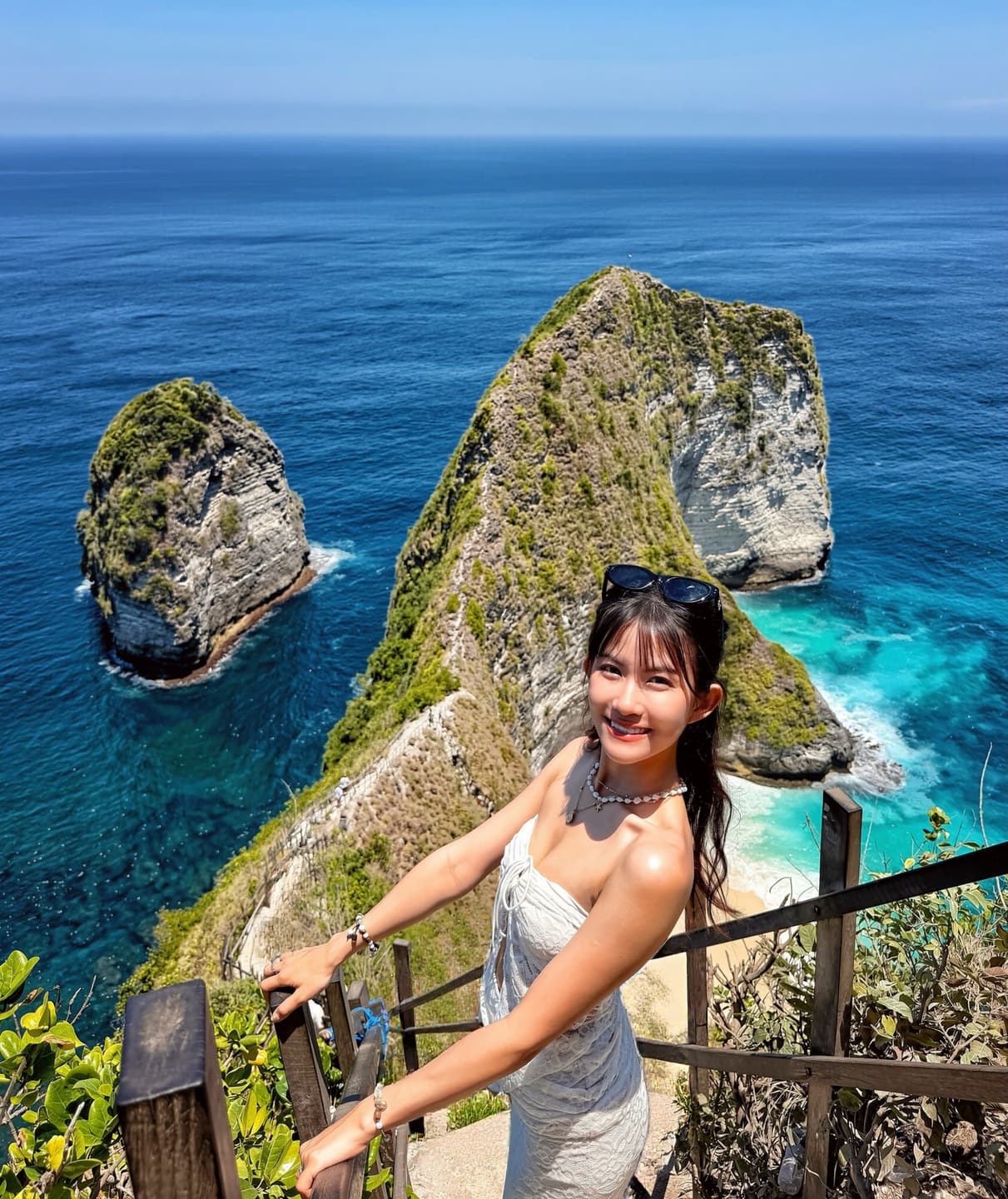 Nusa Penida Diamond Beach and Kelingking Cliff 8
