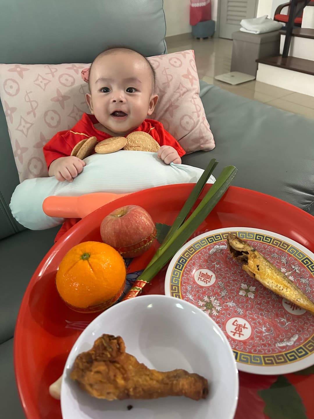 Baby's four months old! 2