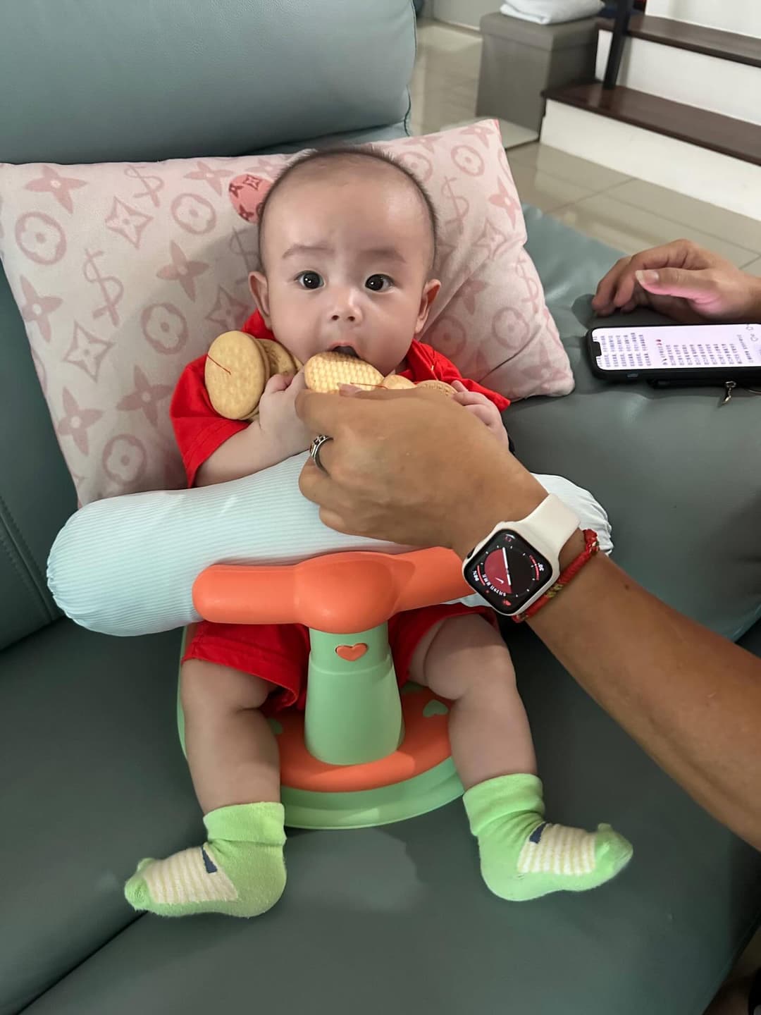 Baby's four months old! 3