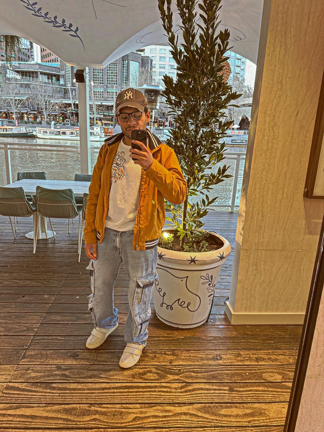 Just living. 🌎 6