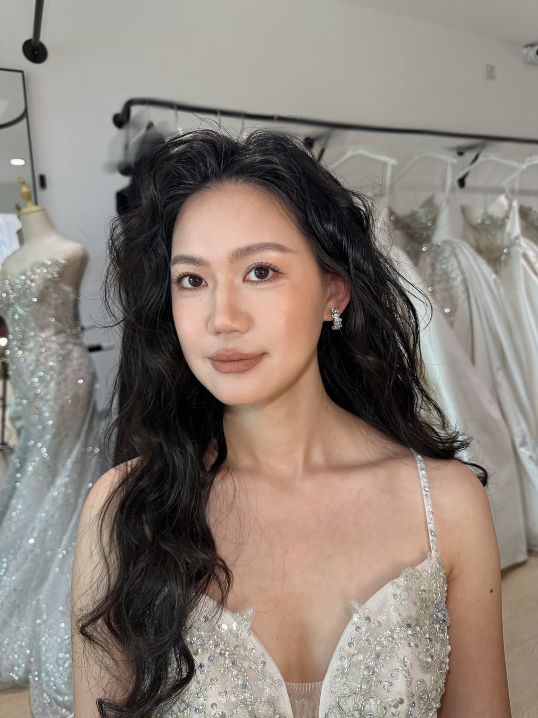 French Vintage Bridal Makeup Share