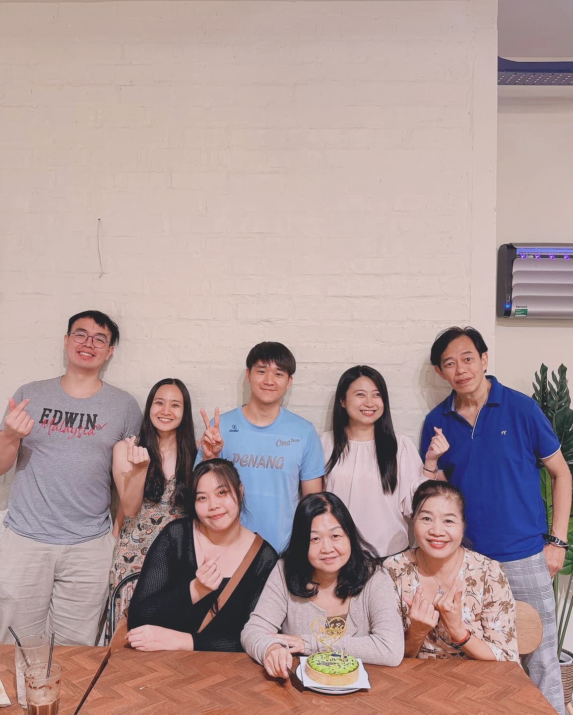 Birthday wishes with family photo 6