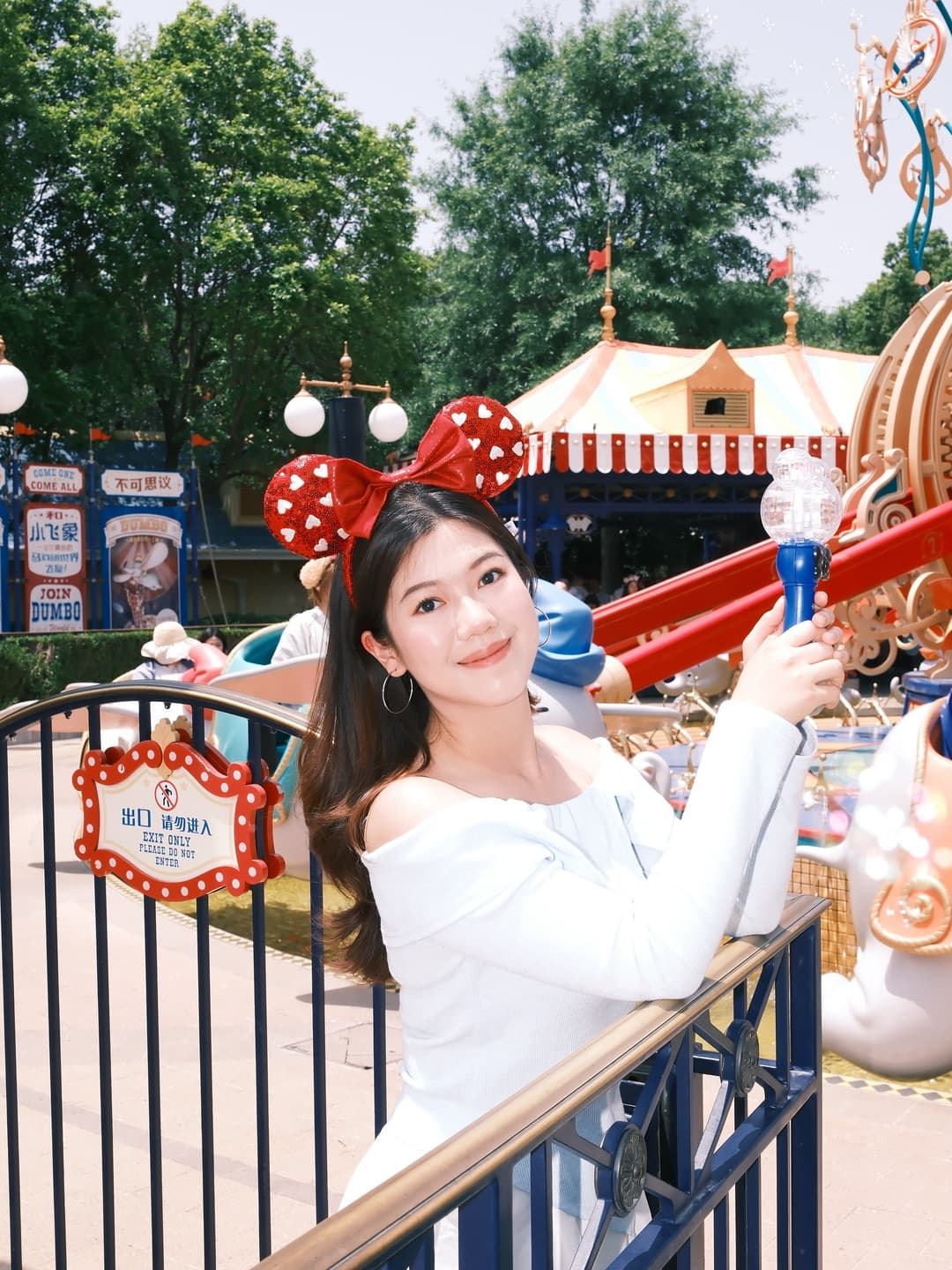 Have a magical day 🪄✨ 4