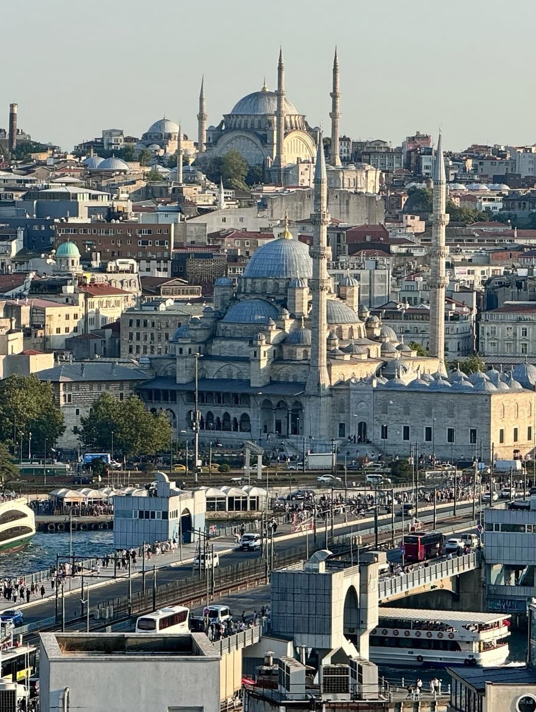 I'm looking for a mosque to pray at. Does anyone know of one nearby? 2