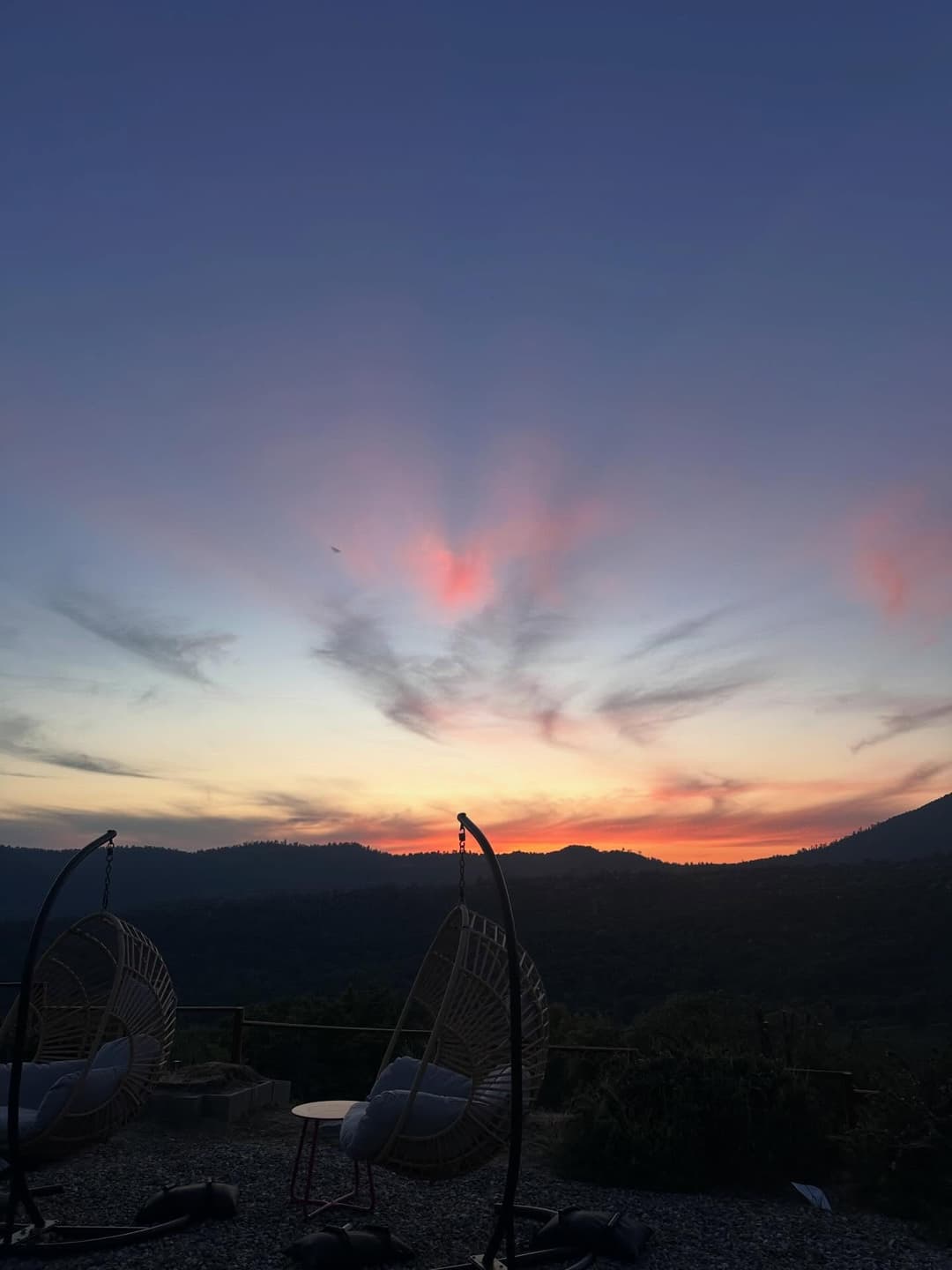 🌅 4