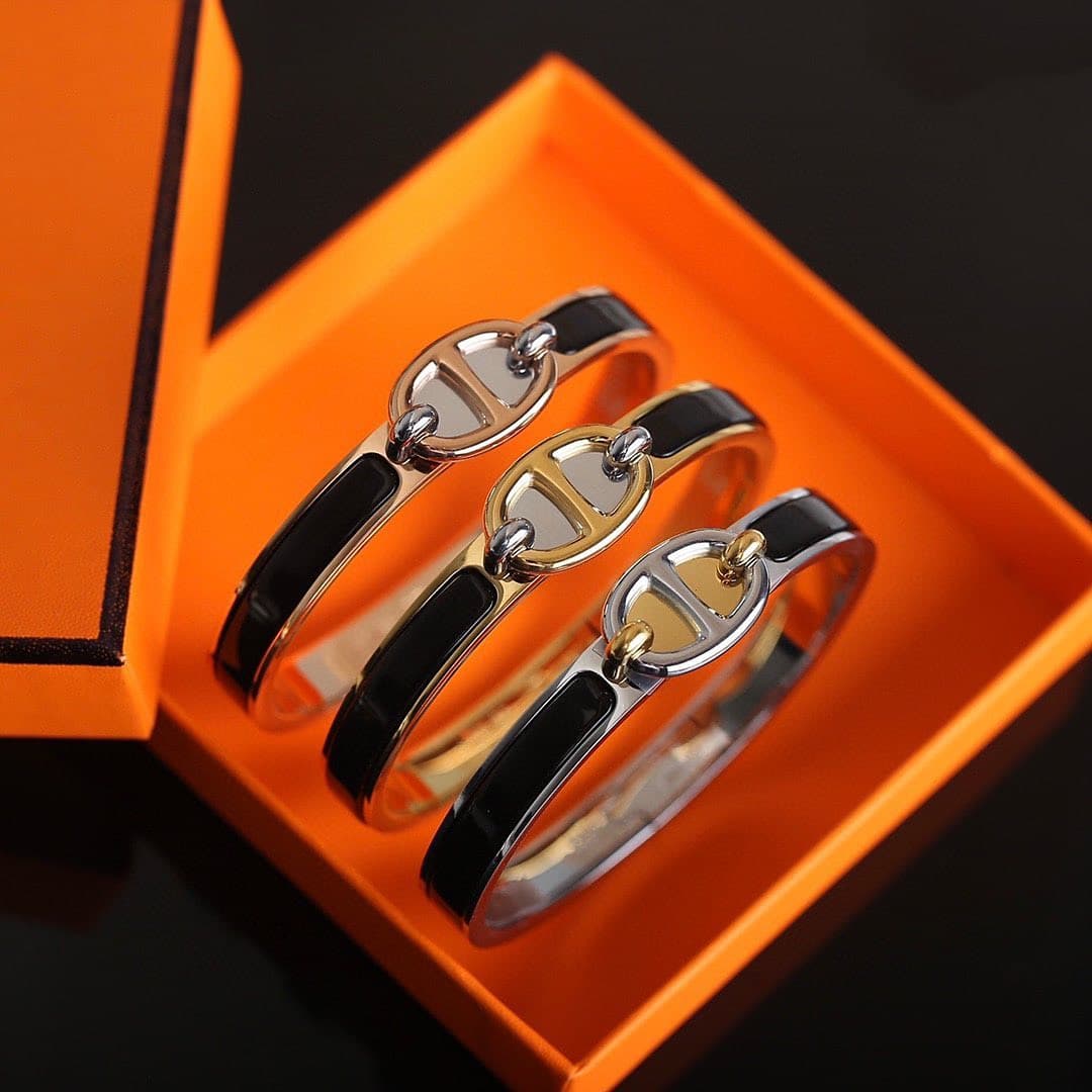 Hermès Pig Nose Bracelet Share 7