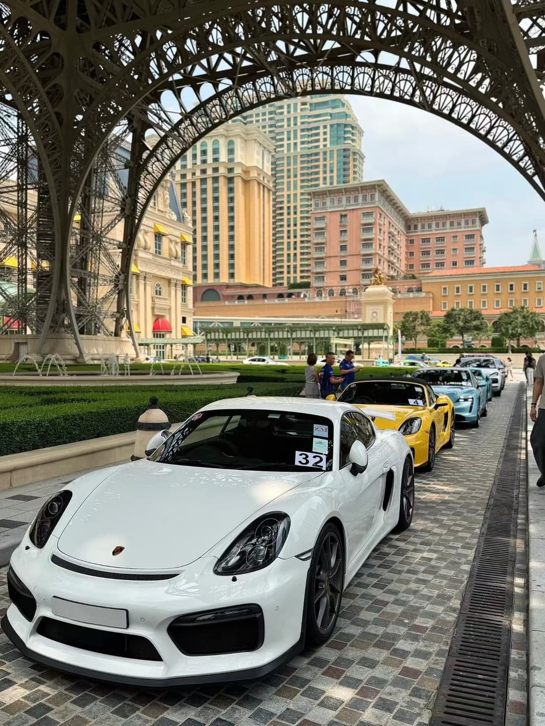Porsche