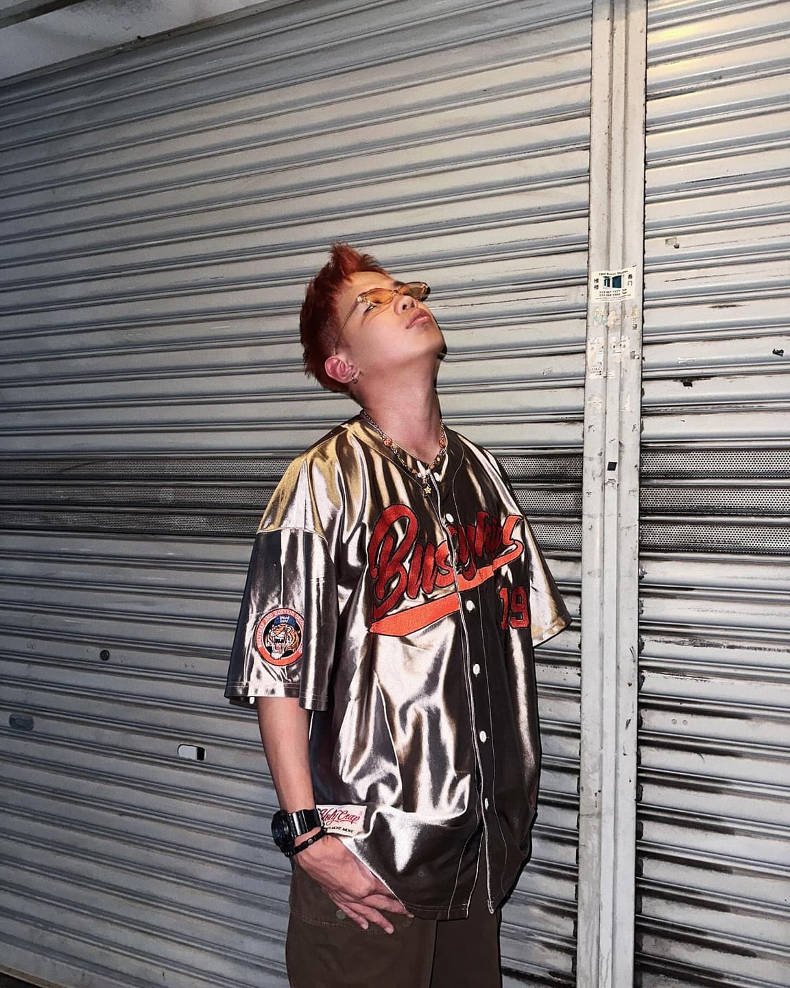 Short orange head Handsome hairdresser 2