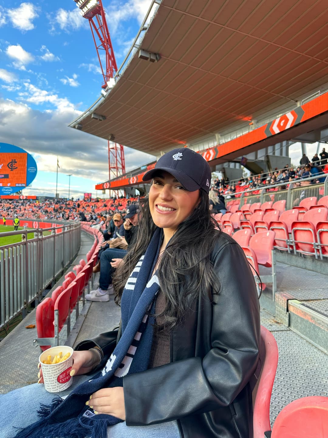 🏉✈️ 8