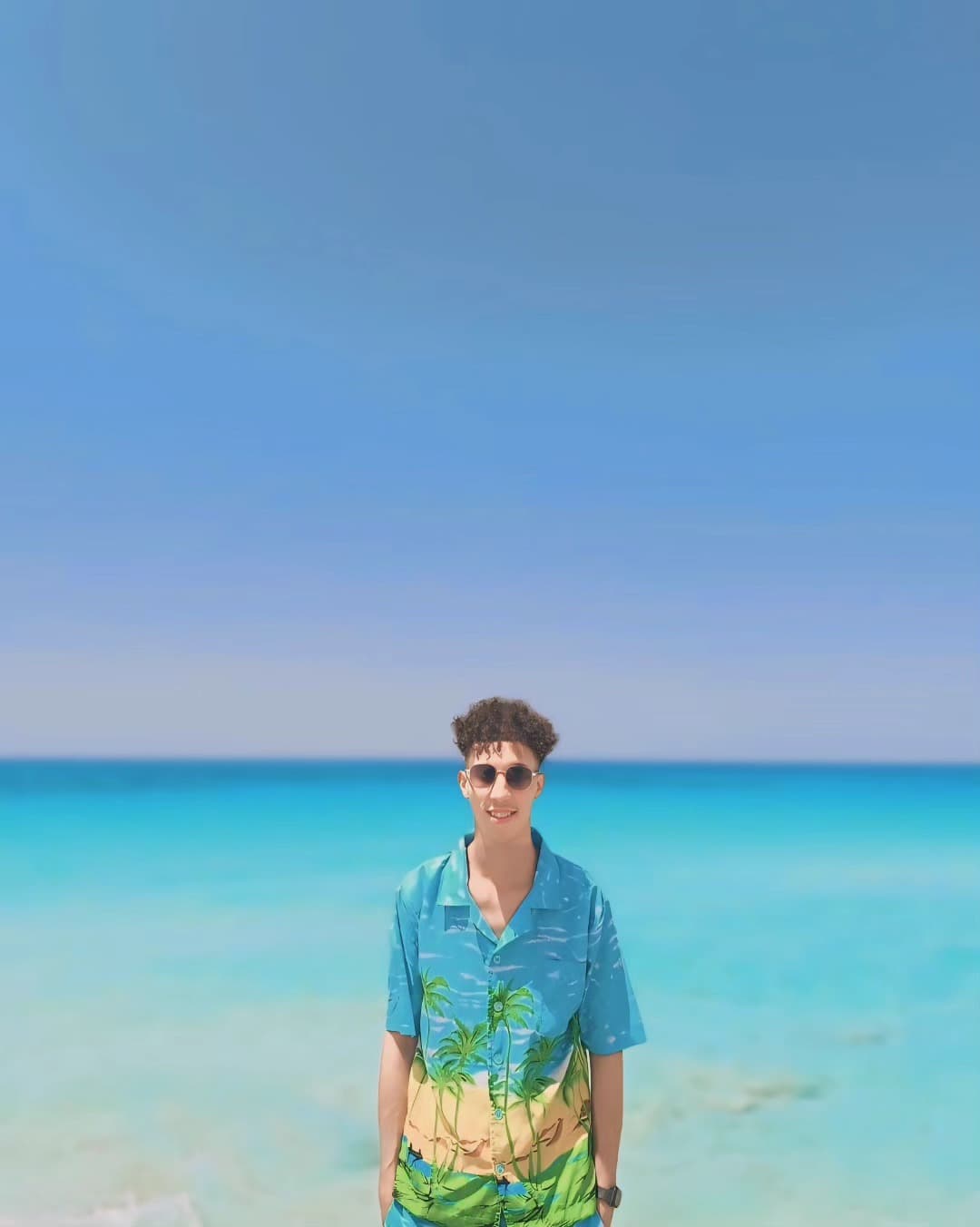 🏄🏻‍♂️🐳⛱️🌞🏊🏻‍♂️