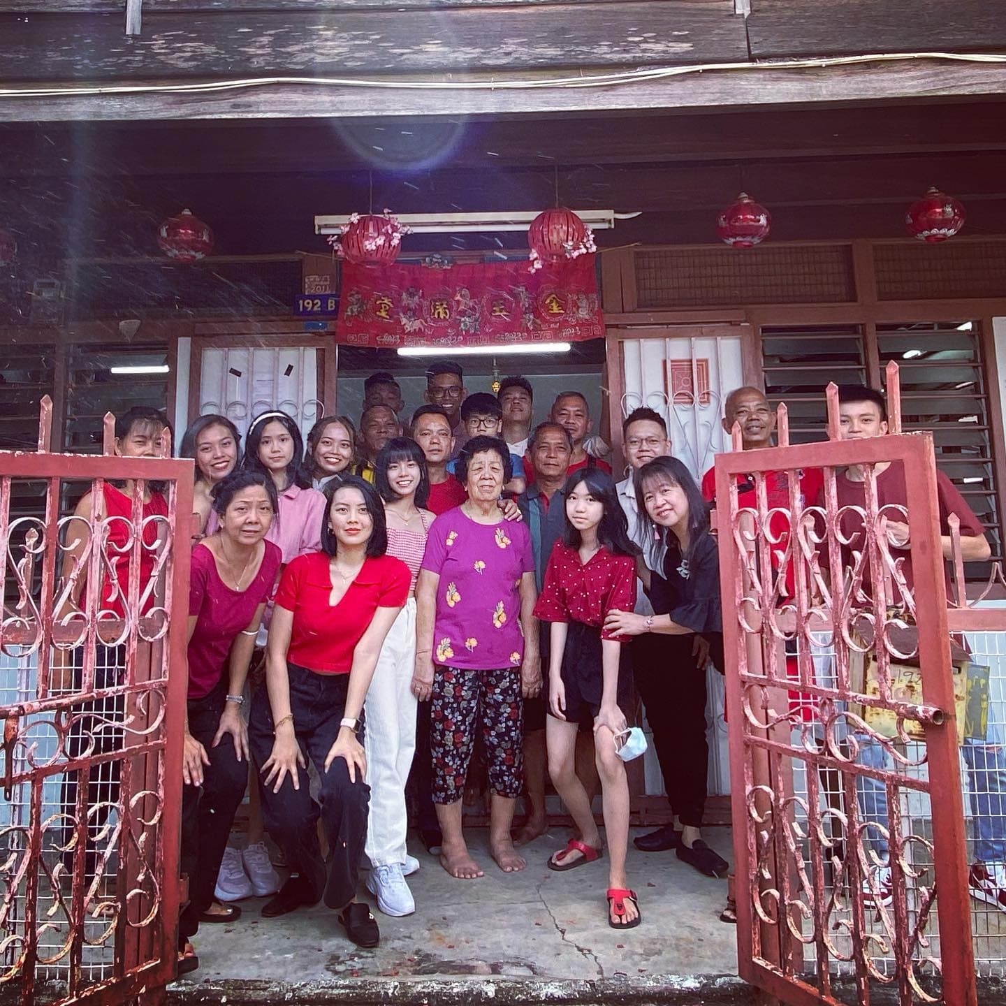 Commemorating the last year in my hometown, and the time spent with family. 2