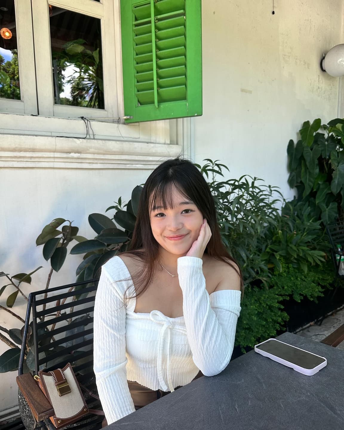 Sunshine is the best filter☀️ 2