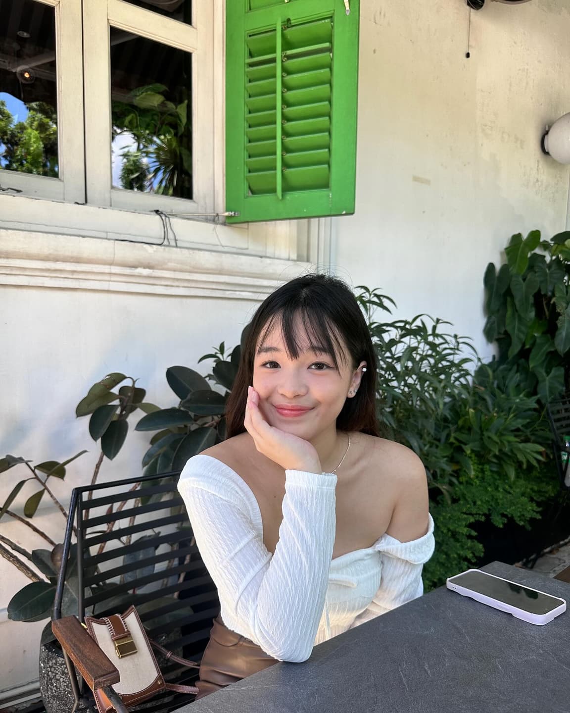Sunshine is the best filter☀️ 5