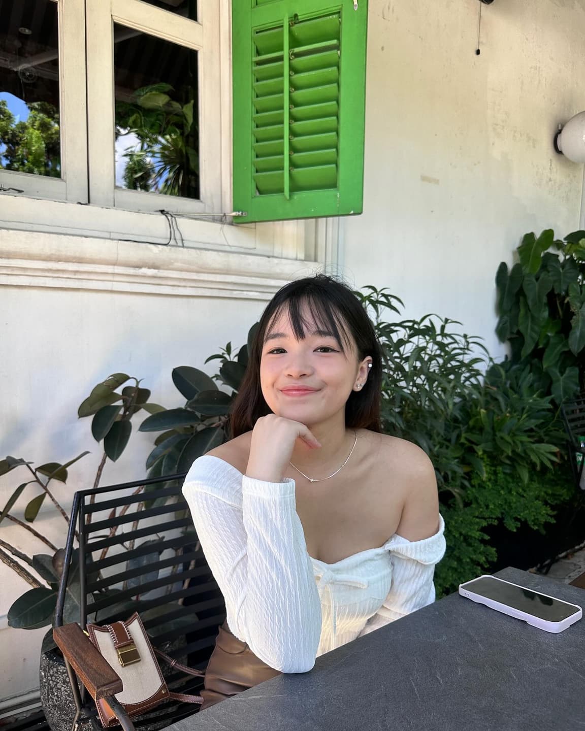 Sunshine is the best filter☀️ 6