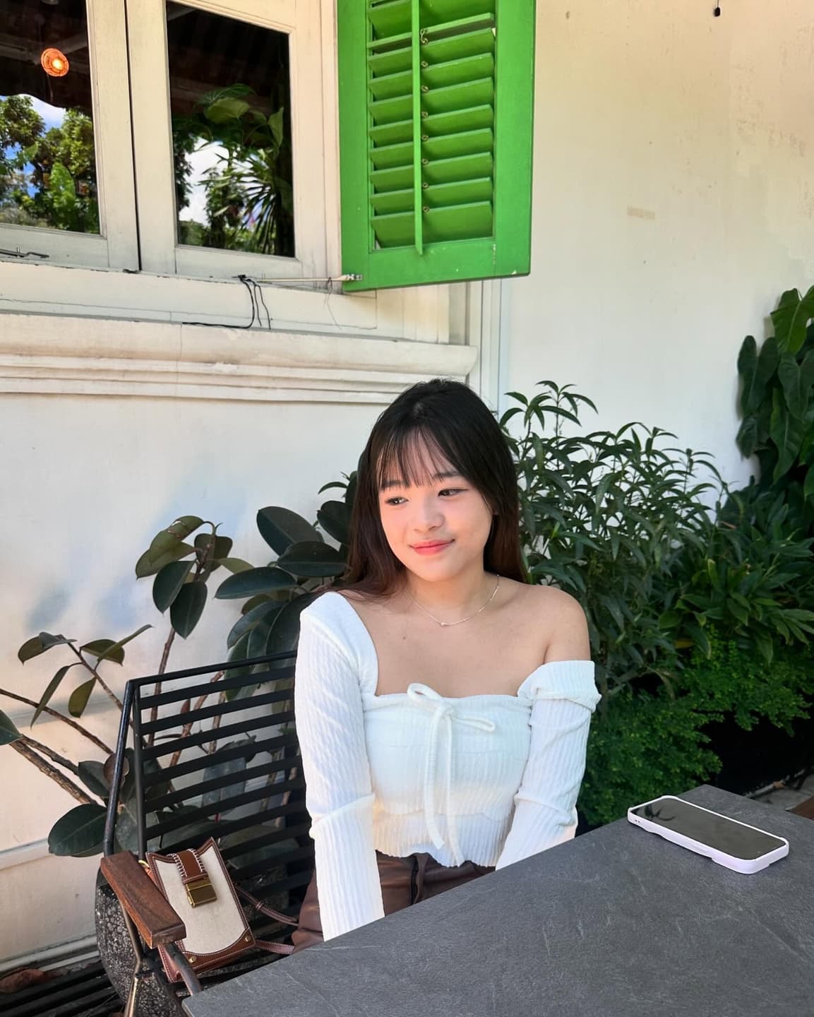 Sunshine is the best filter☀️ 8