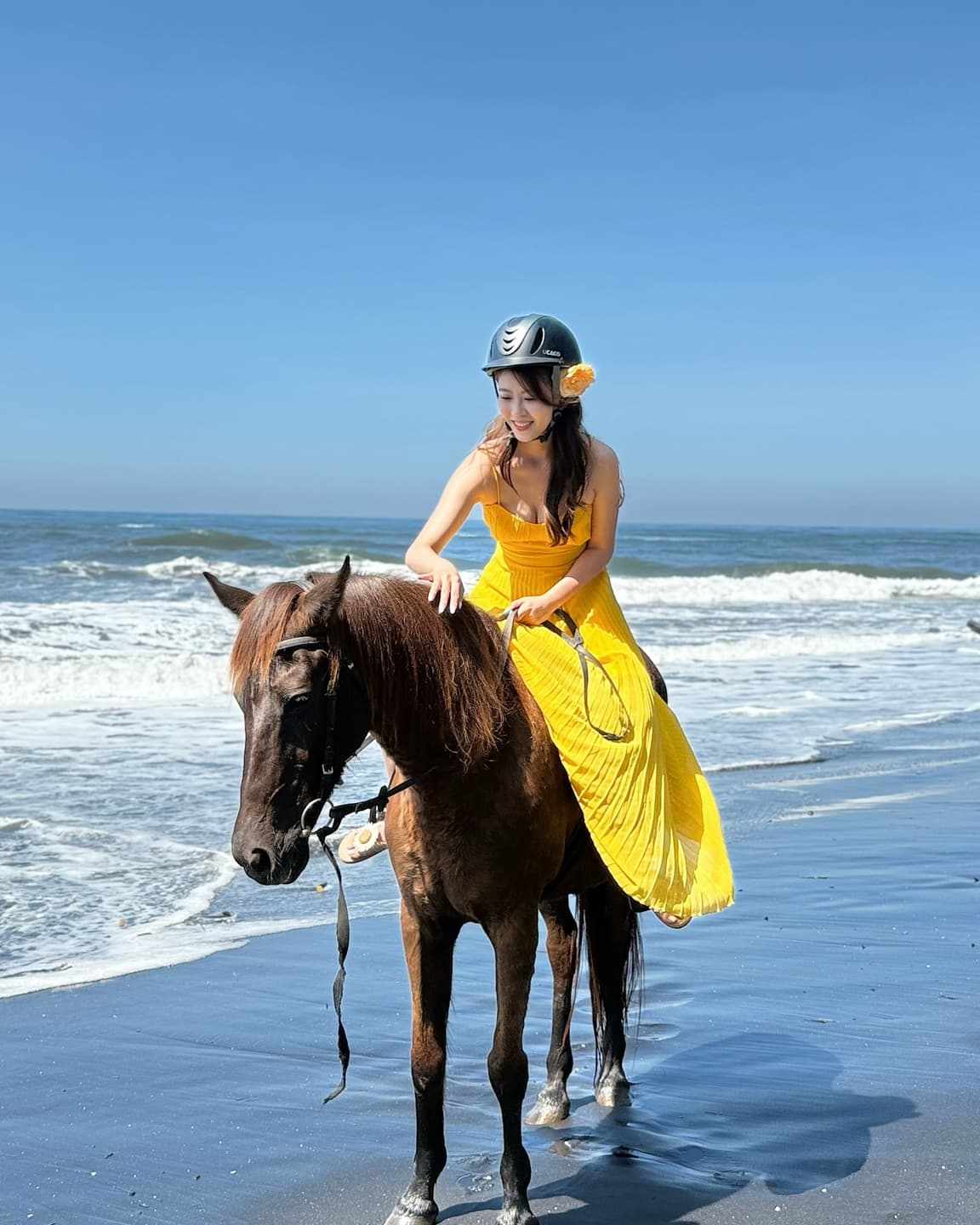 The horse's name is Angel 5