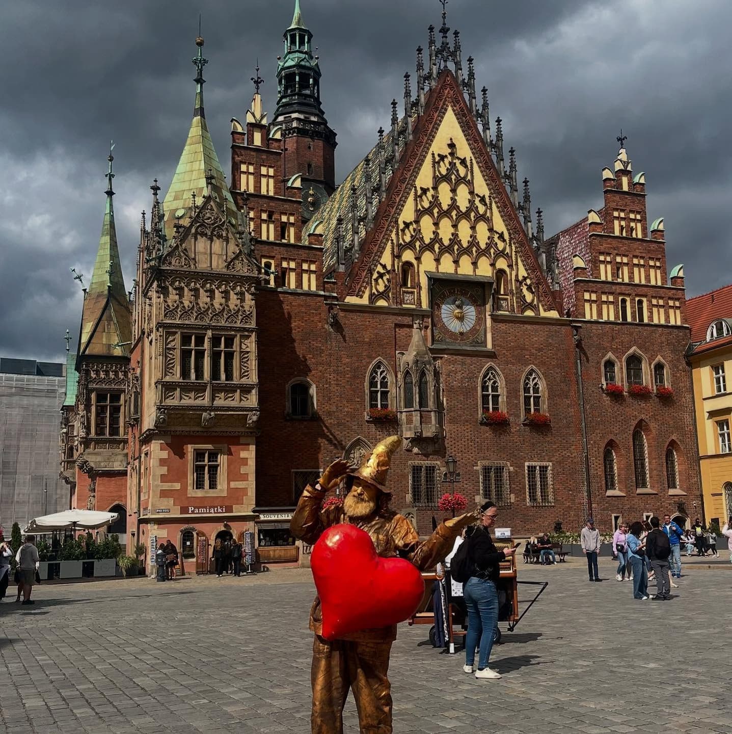 I'll be in Poland from August 22nd to August 31st 4