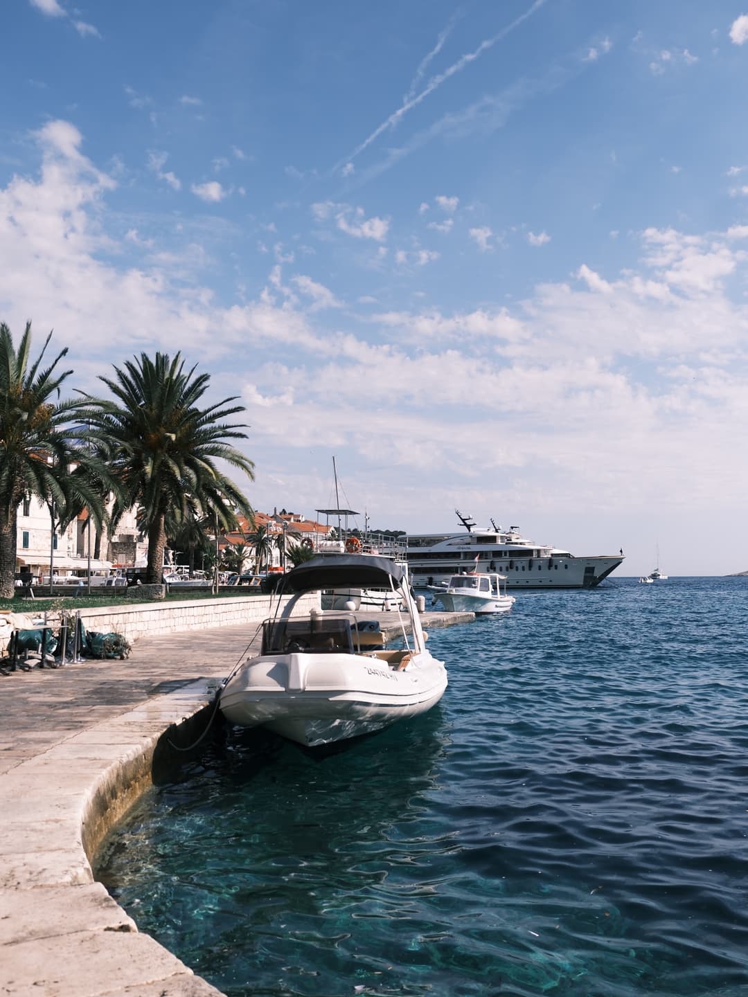 Sailing out to a small island 🎏🛳️ 4