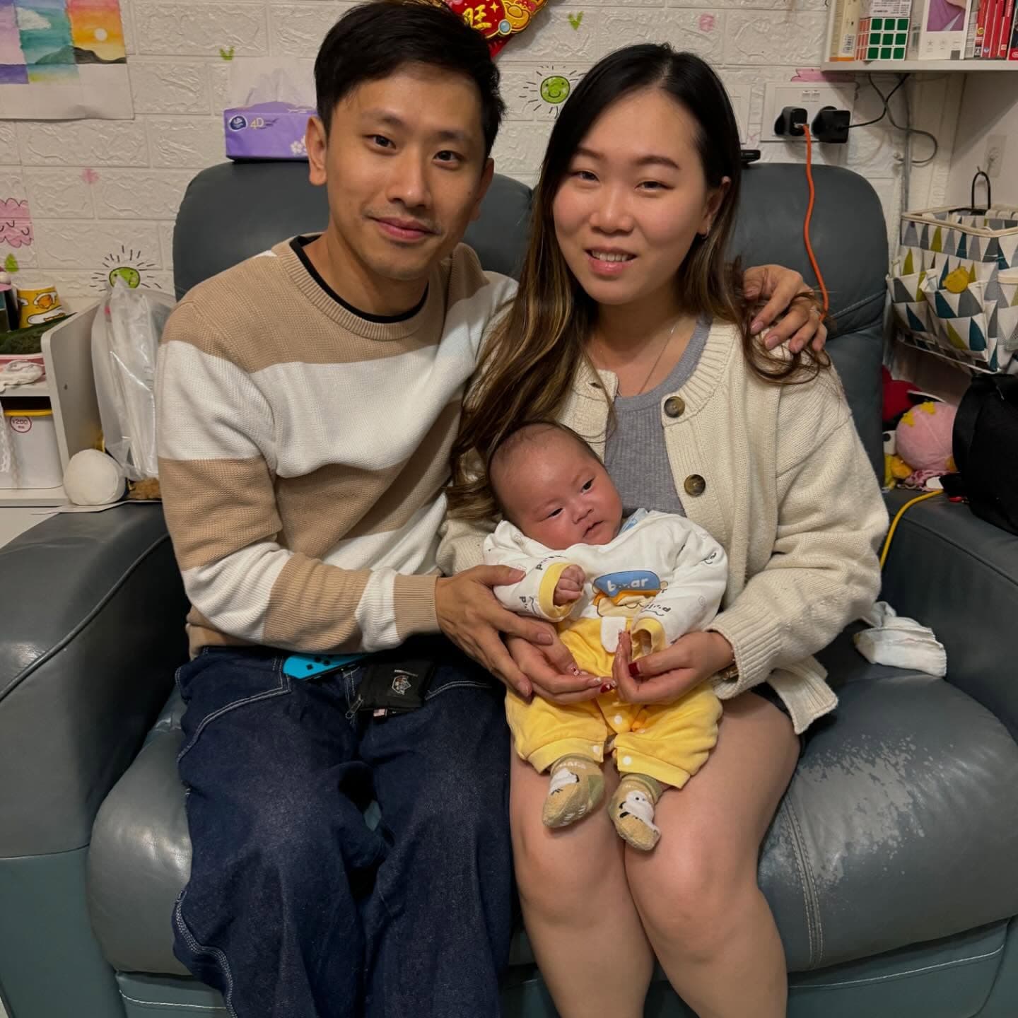 2025, still 👩🏻👶🏻👦🏻 🥰❤️🥰 2
