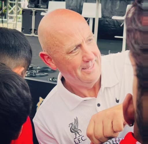 Meeting Liverpool Legends 3