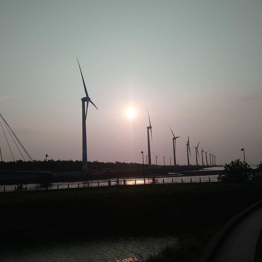 Sunset on the first day of Golden Week in Japan 3