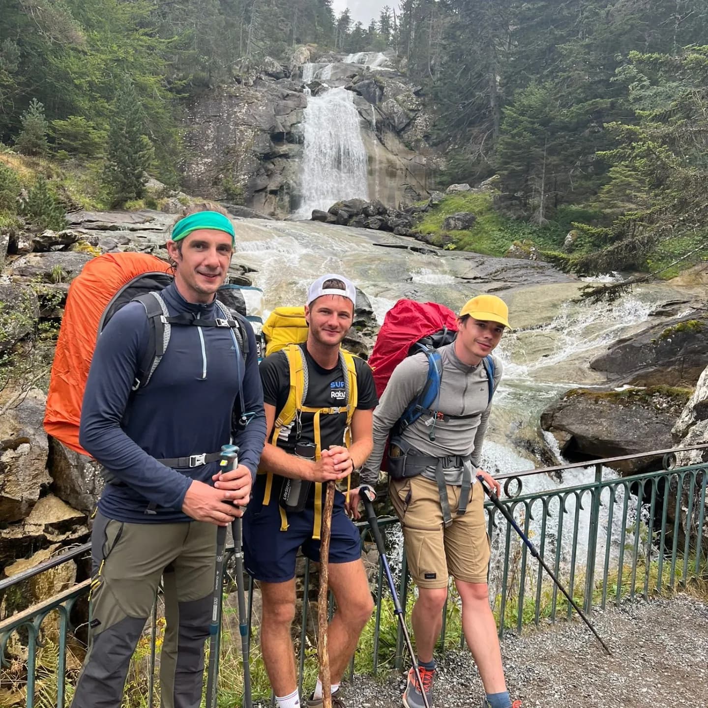Hiking, nature, camping! Love it! 5