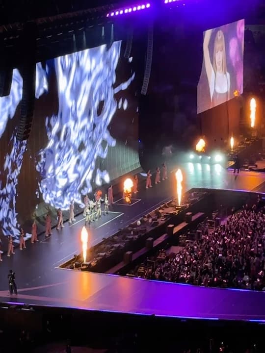 Note BP 2025 concert w/ 5