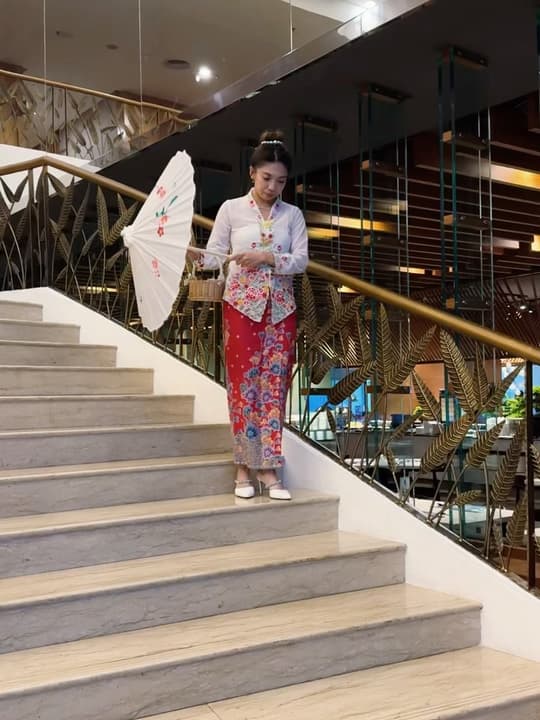My Little Nyonya look 4