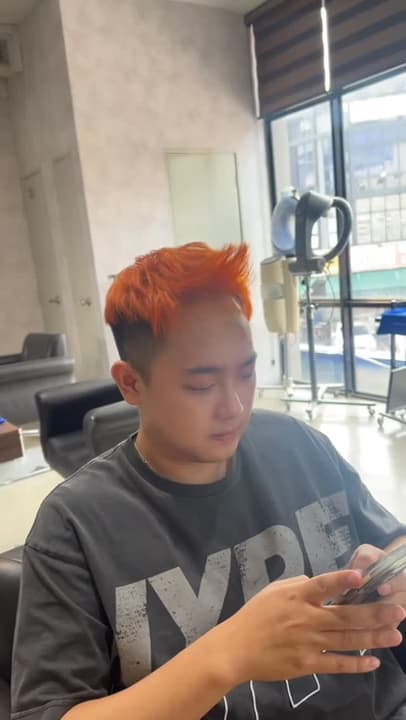 Bright orange gradient short hair style