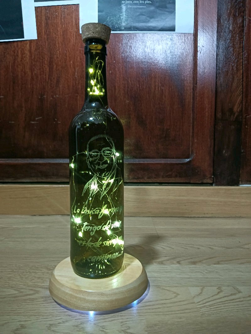 botellas grafiladas lampara