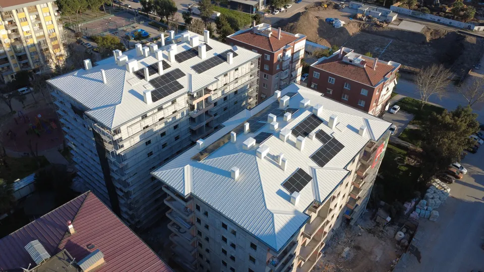 Bayraklı İzmir Alüminyum Kenet Çatı Uygulaması – 6