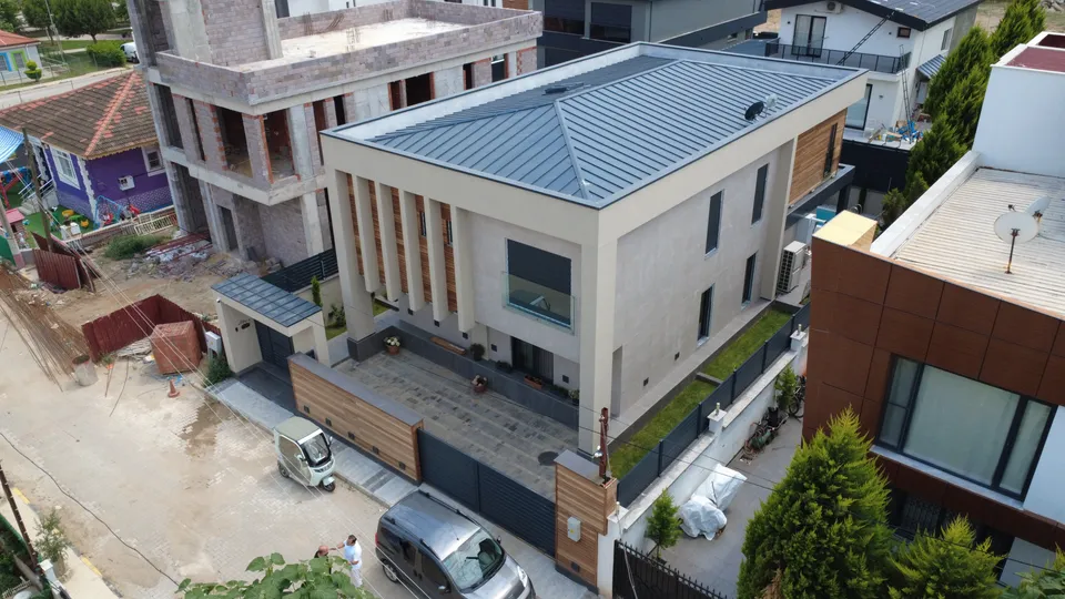 Alaşehir Alüminyum Kenet Çatı Uygulaması – 4