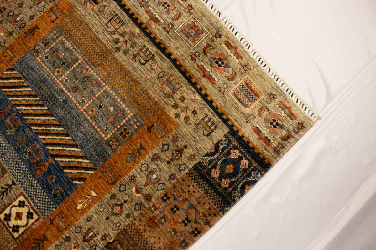 6x8 ft Hand Knotted Afghan Wool Gabbeh Area Rug - Natural Vegetable Dye thumbnail 3