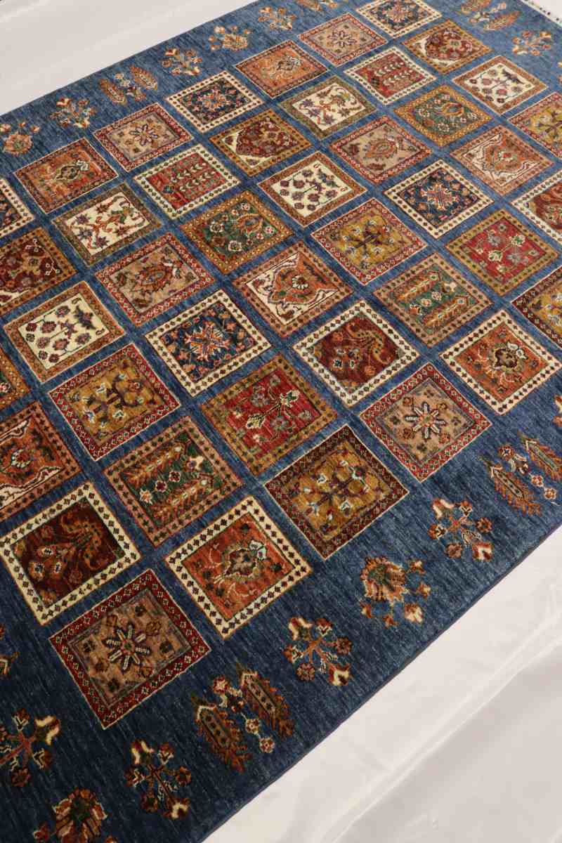 6x8 ft Hand Knotted Afghan Wool Bakhtiari Area Rug - Natural Vegetable Dye thumbnail 3
