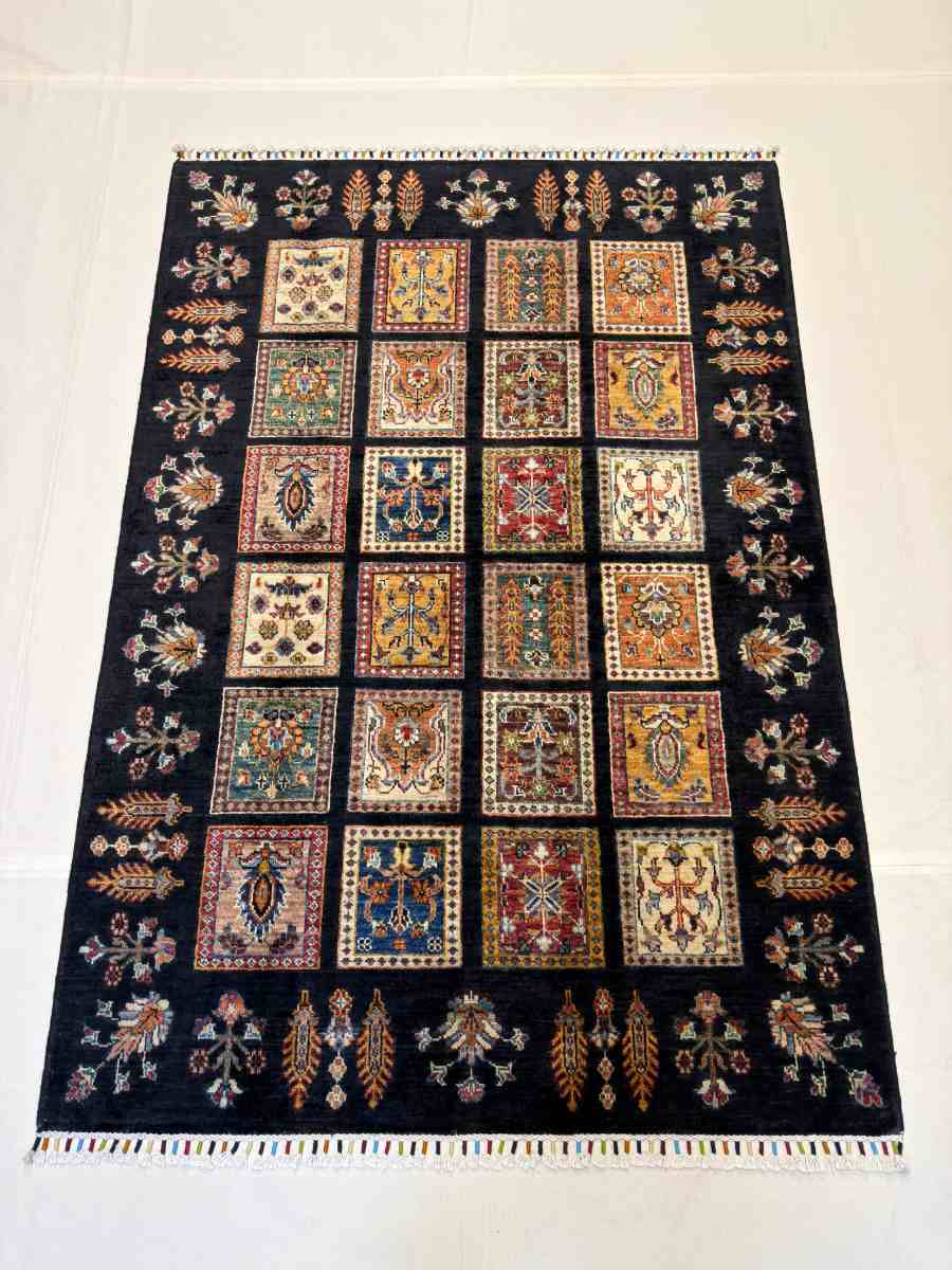 El Dokuma Afgan Halı Bahtiyari Desenli Kök Boya 126 x 181 cm