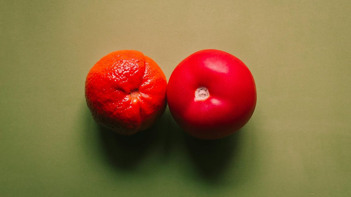 Side by side comparison of broad vs specific keyword targets in a retail setting