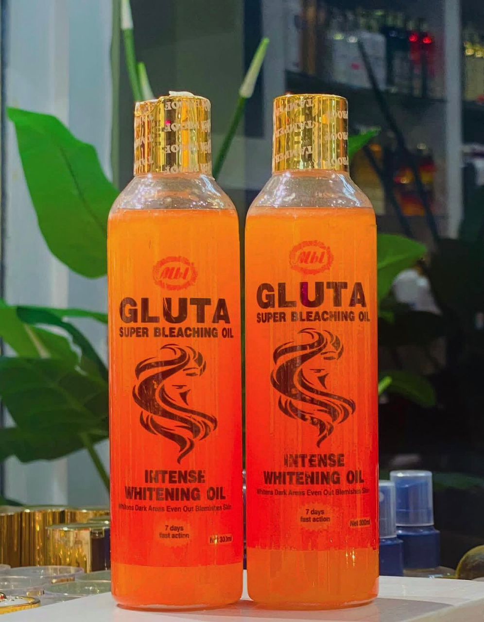 GLUTA SUPER BLEACHING OIL INTENSE WHITENING OIL 300ml (7days Whitening)