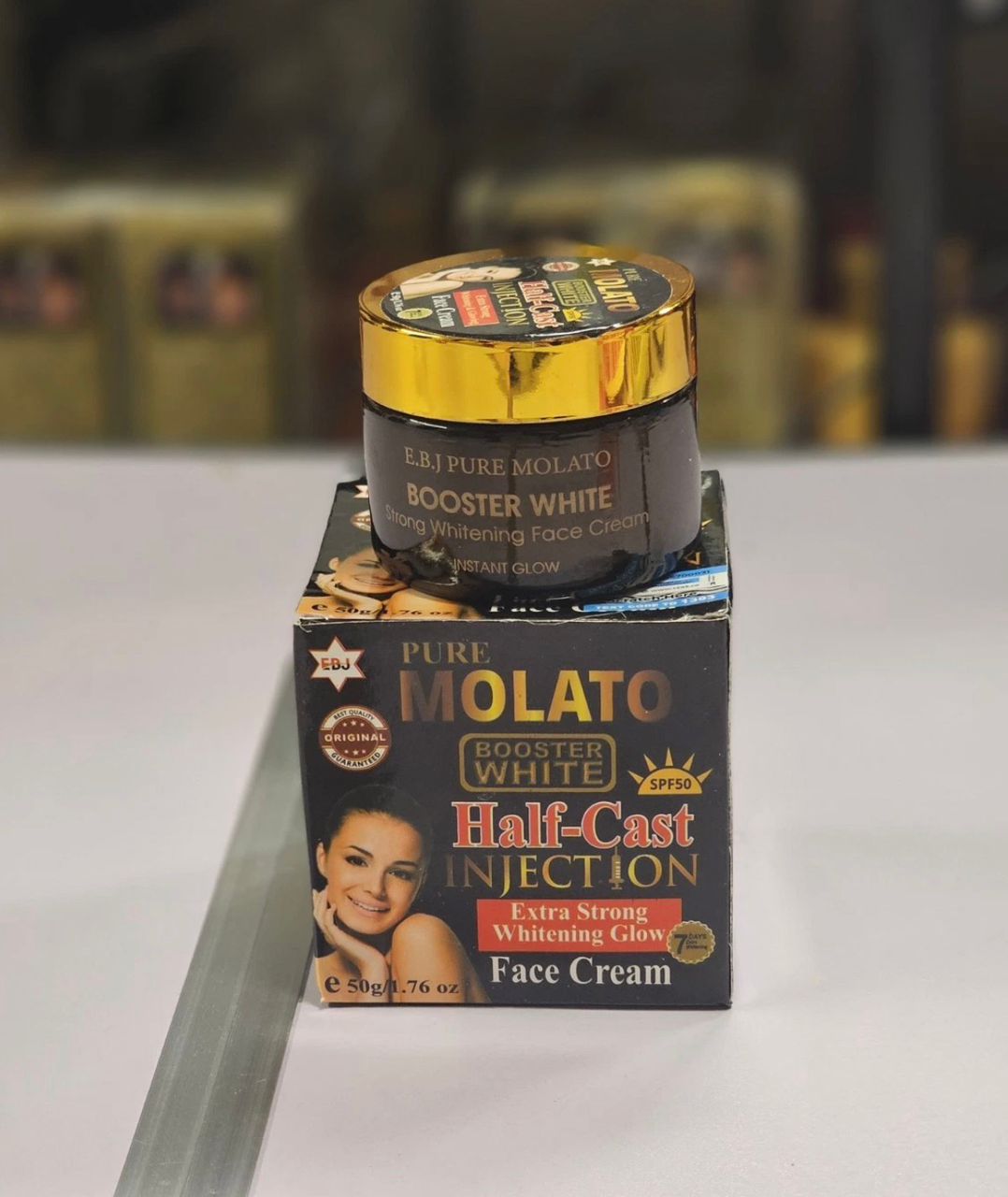 Pure Molato Booster White Extra Strong Whitening  Glow Face Cream  50g
