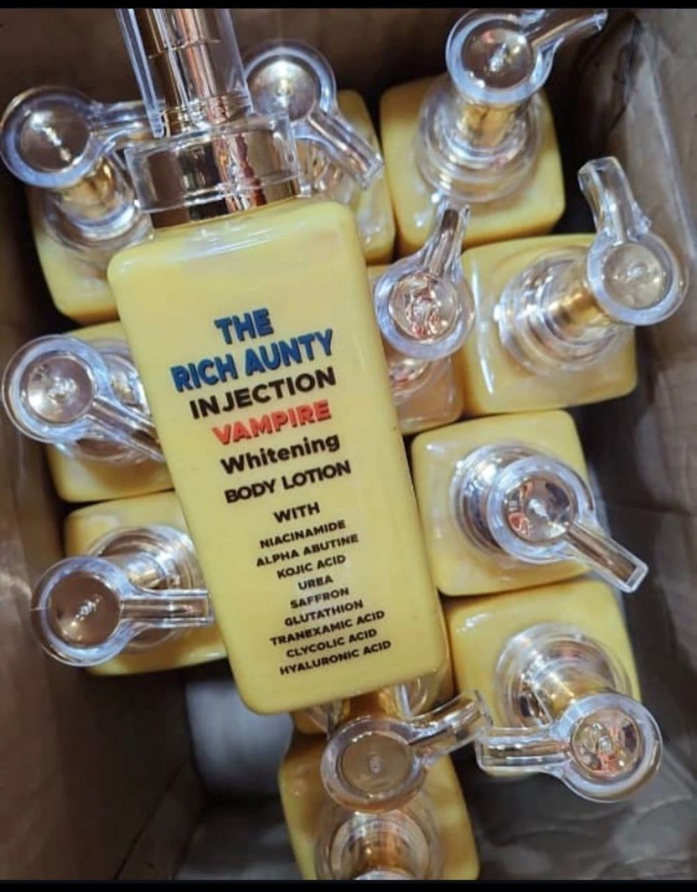 The Rich Aunty Vampire Whitening Body Lotion 500ml ( 5 Shades Fast Whitening)-04