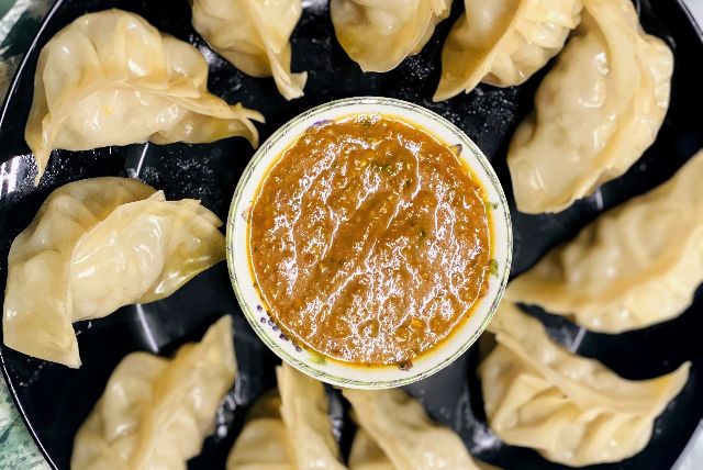 CHICKEN MOMO (10 pieces)