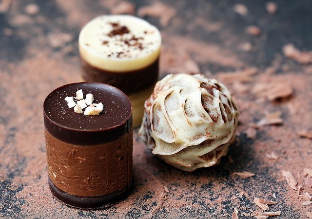 Chocolate Truffle Cake (1kg)