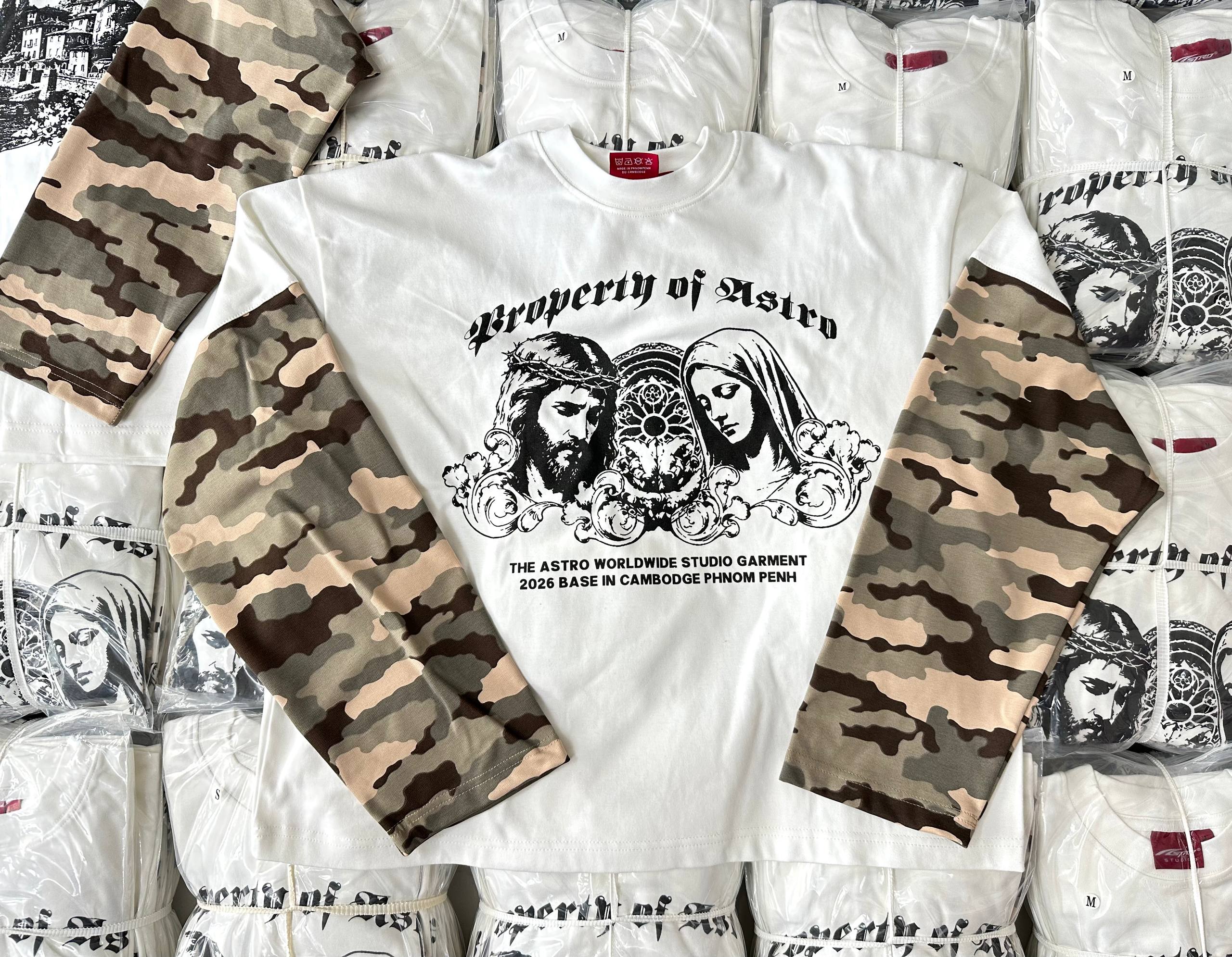 STREETWEAR thumbnail 2