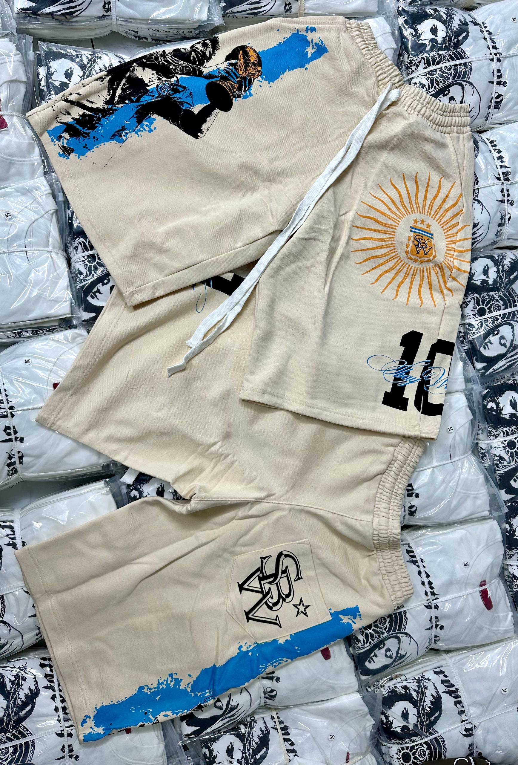 STREETWEAR