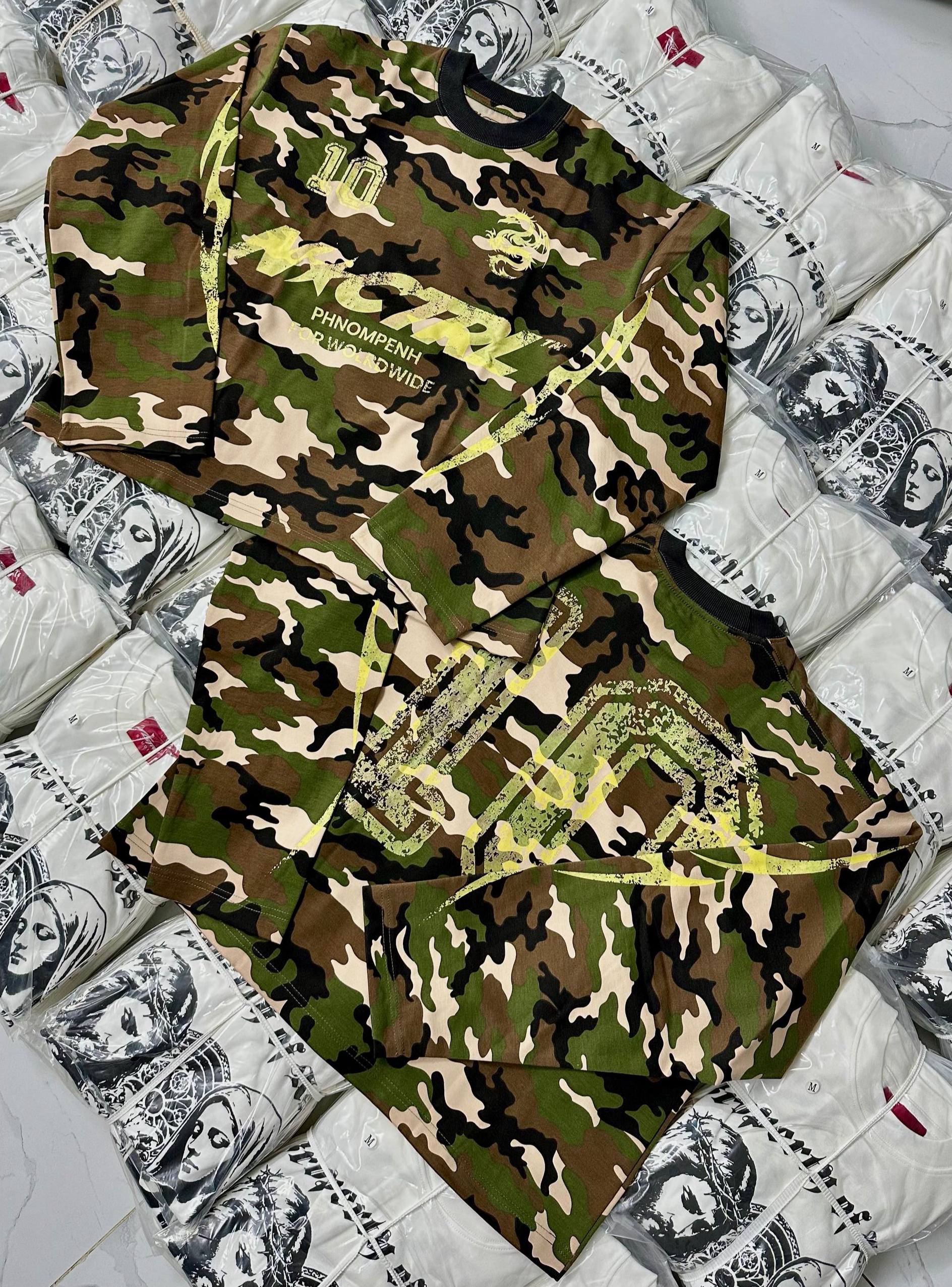 STREETWEAR
