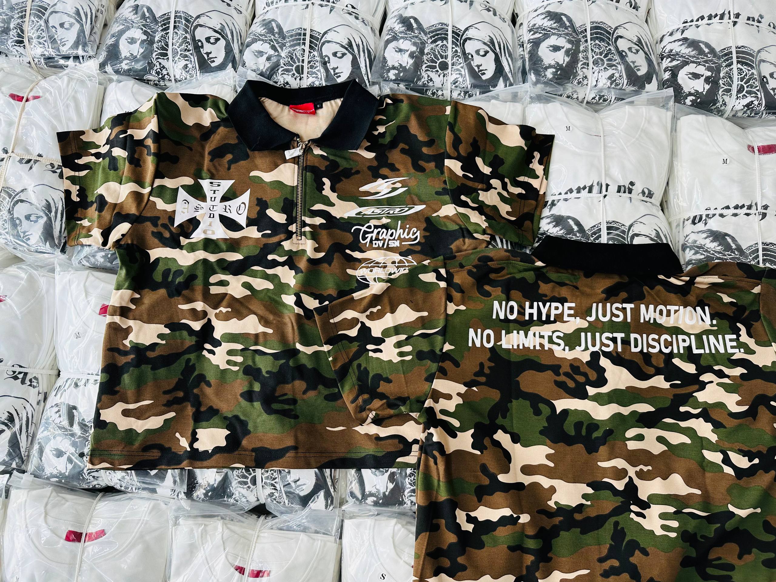 STREETWEAR