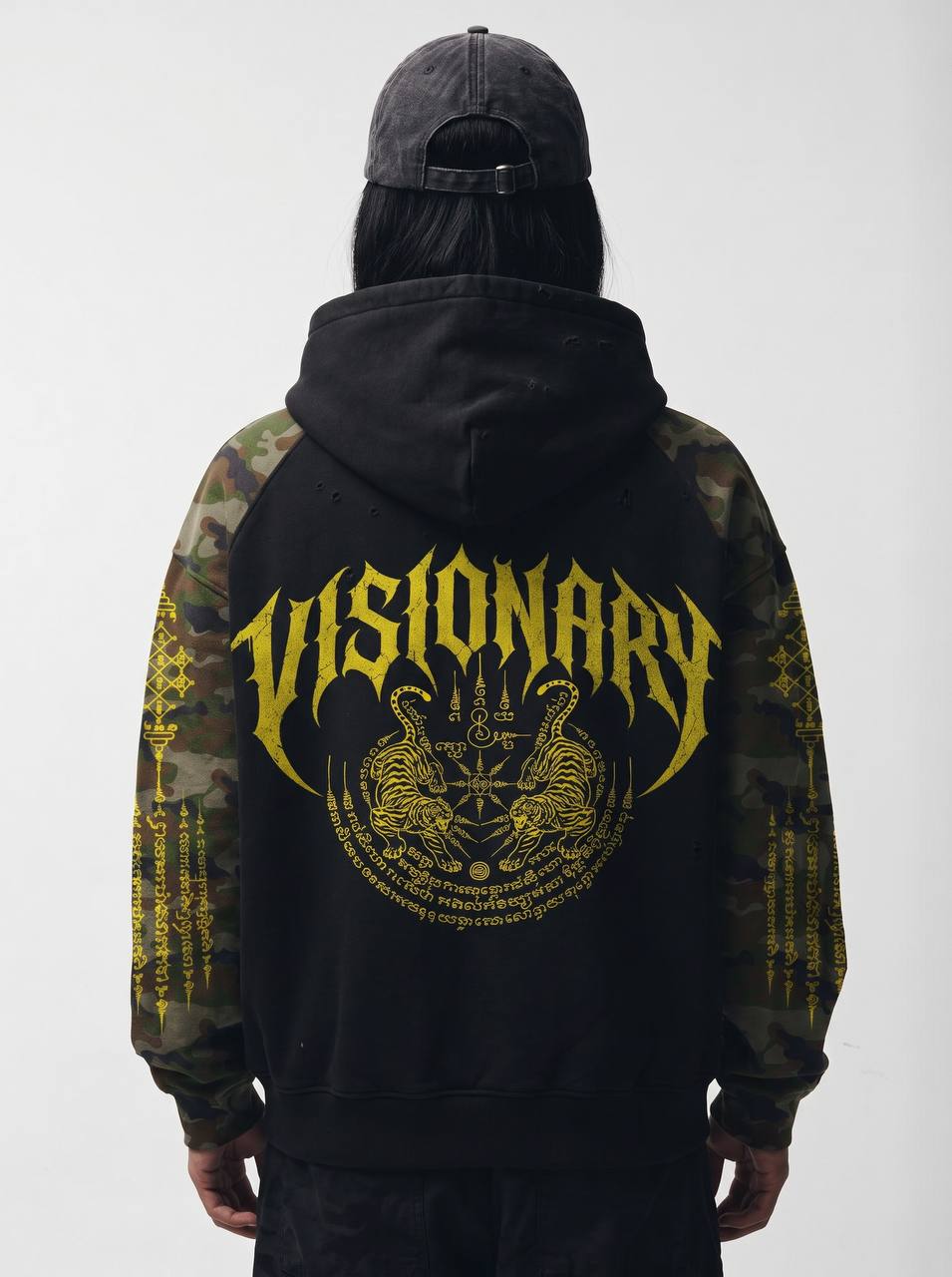 STREETWEAR thumbnail 3