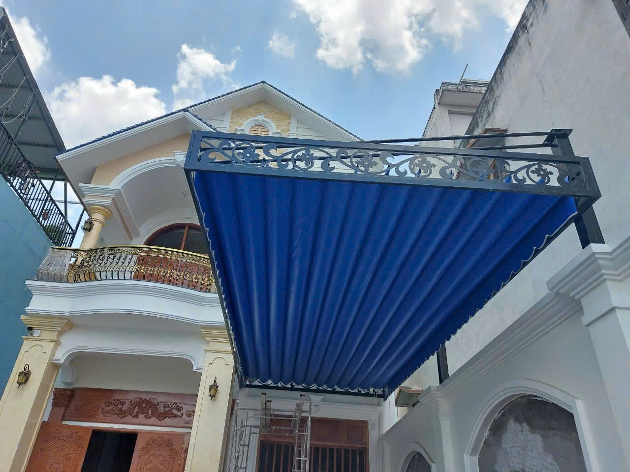 Mẹo hay giúp bạn chọn mái hiên di động cho ngôi nhà